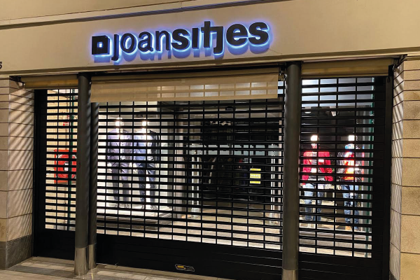 Tendencias 2026 en puertas para locales comerciales